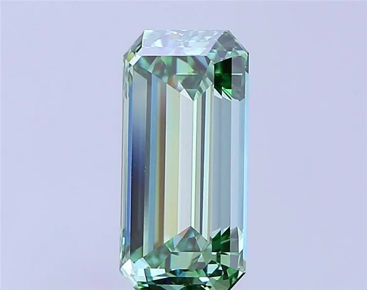 3.00ct Emerald Lab Grown Diamond (Colour Fancy Vivid Green, Clarity VS1, Uncertified)