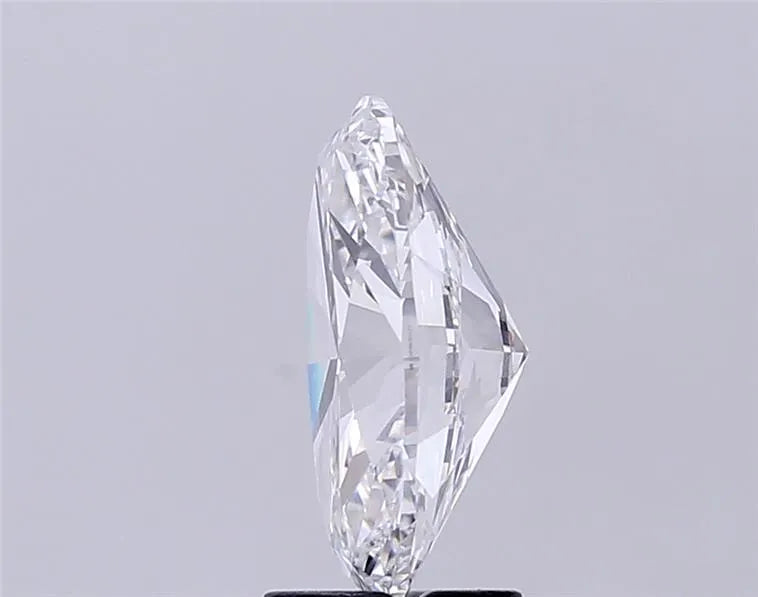 3.00ct Oval Lab Grown Diamond (Colour D, Clarity VVS2, IGI Certified)