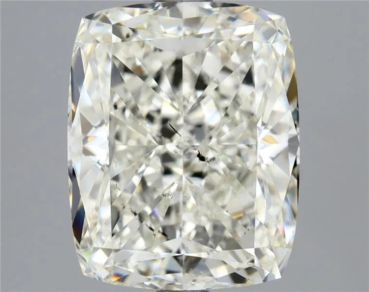 3.01ct Cushion brilliant Natural Diamond (Colour J, Clarity SI2, GIA Certified)