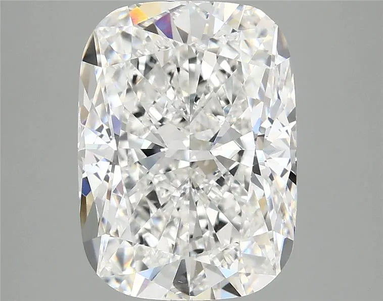 3.01ct Cushion modified Lab Grown Diamond (Colour E, Clarity VVS2, IGI Certified)