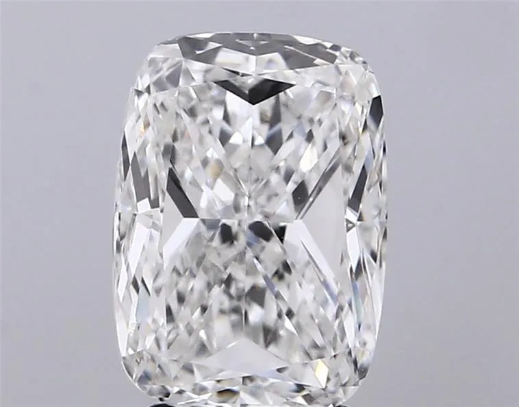 3.01ct Cushion modified Lab Grown Diamond (Colour F, Clarity VVS1, IGI Certified)