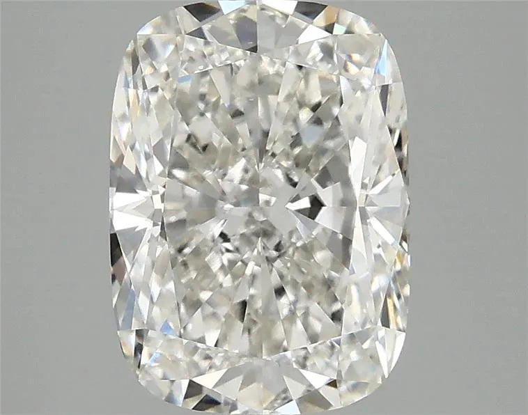3.01ct Cushion modified Lab Grown Diamond (Colour G, Clarity VVS2, IGI Certified)