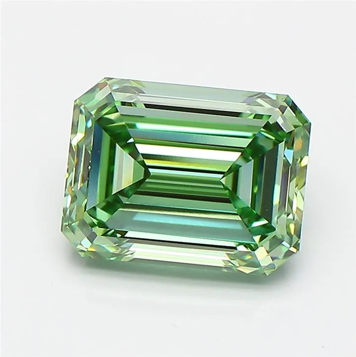 3.01ct Emerald Lab Grown Diamond (Colour Fancy Vivid Green, Clarity VVS2, IGI Certified)