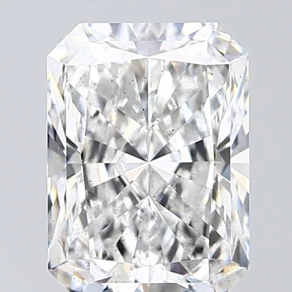 3.01ct Radiant Lab Grown Diamond (Colour E, Clarity SI1, IGI Certified)