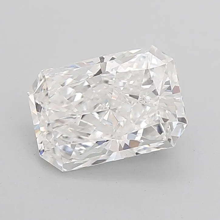 3.01ct Radiant Lab Grown Diamond (Colour E, Clarity VS1, IGI Certified)