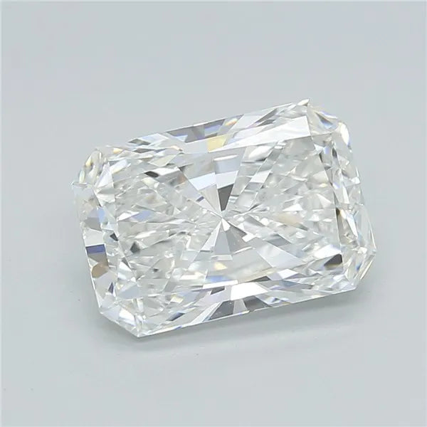 3.01ct Radiant Lab Grown Diamond (Colour E, Clarity VVS2, IGI Certified)