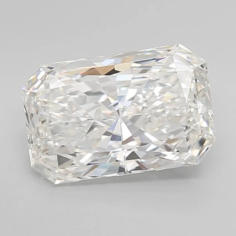3.01ct Radiant Lab Grown Diamond (Colour G, Clarity IF, IGI Certified)