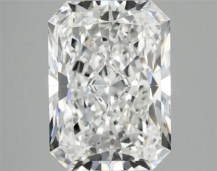 3.02ct Radiant Lab Grown Diamond (Colour D, Clarity VS2, IGI Certified)