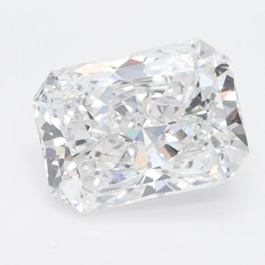 3.02ct Radiant Lab Grown Diamond (Colour D, Clarity VVS2, IGI Certified)