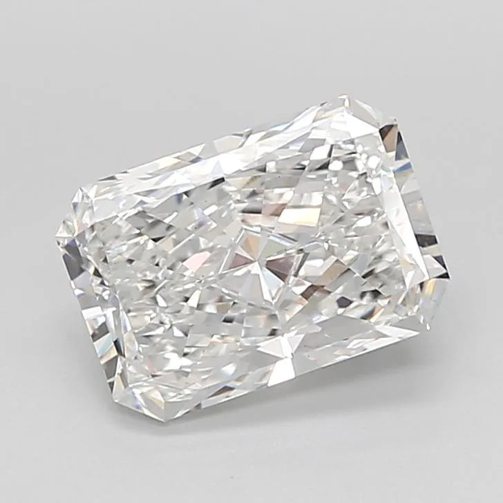 3.02ct Radiant Lab Grown Diamond (Colour E, Clarity VS1, IGI Certified)