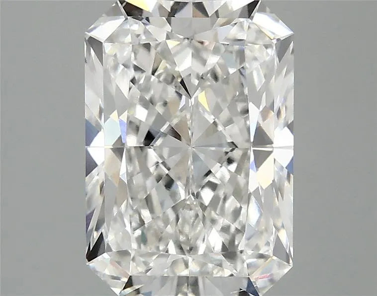 3.02ct Radiant Lab Grown Diamond (Colour F, Clarity VS2, IGI Certified)
