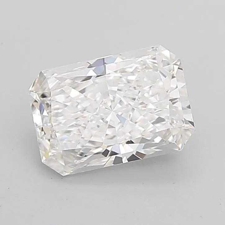 3.02ct Radiant Lab Grown Diamond (Colour F, Clarity VVS2, IGI Certified)