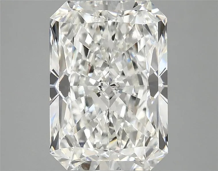3.02ct Radiant Lab Grown Diamond (Colour G, Clarity VS1, IGI Certified)