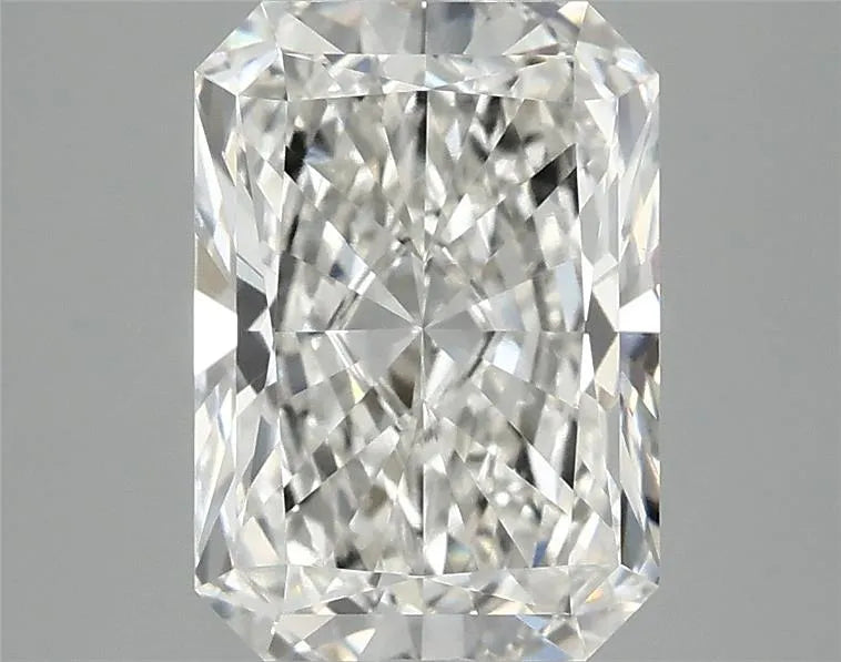 3.02ct Radiant Lab Grown Diamond (Colour G, Clarity VVS2, IGI Certified)