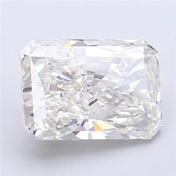 3.02ct Radiant Lab Grown Diamond (Colour G, Clarity VVS2, IGI Certified)
