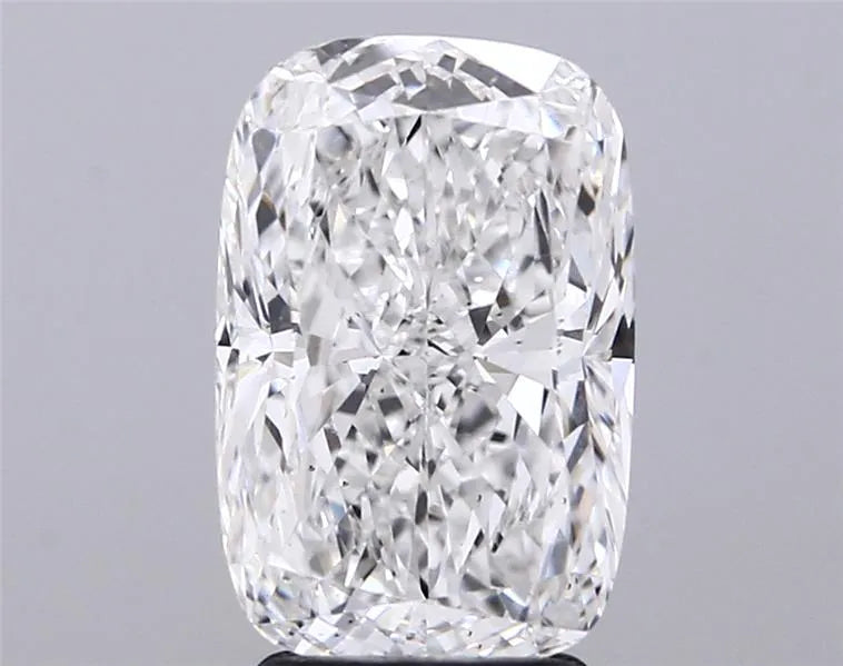 3.03ct Cushion modified Lab Grown Diamond (Colour E, Clarity SI1, IGI Certified)