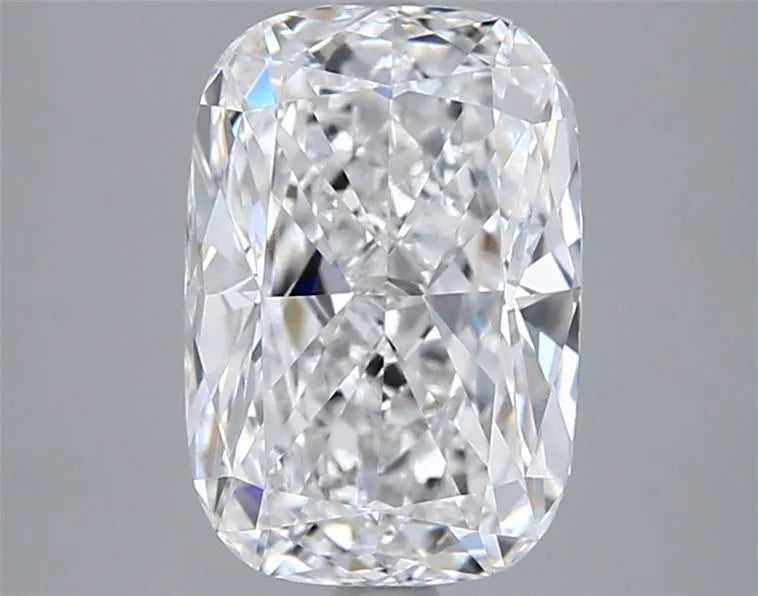 3.03ct Cushion modified Lab Grown Diamond (Colour E, Clarity VVS1, IGI Certified)