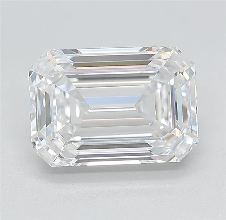 3.03ct Emerald Lab Grown Diamond (Colour D, Clarity VVS1, GIA Certified)