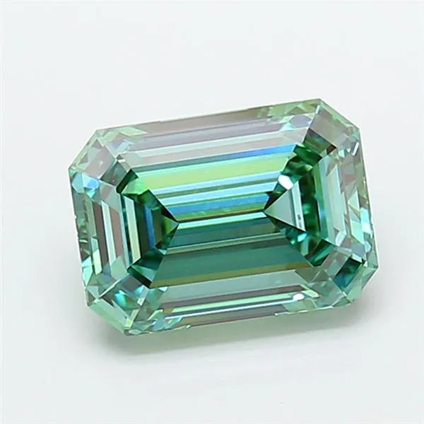 3.03ct Emerald Lab Grown Diamond (Colour Fancy Vivid Green, Clarity VVS2, IGI Certified)