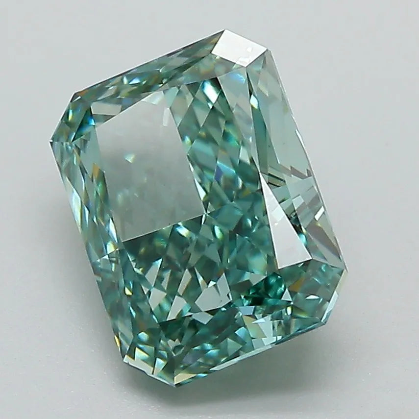 3.03ct Radiant Lab Grown Diamond (Colour Fancy Vivid Green, Clarity VS1, IGI Certified)