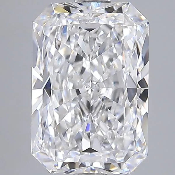 3.04ct Radiant Lab Grown Diamond (Colour E, Clarity VS1, IGI Certified)