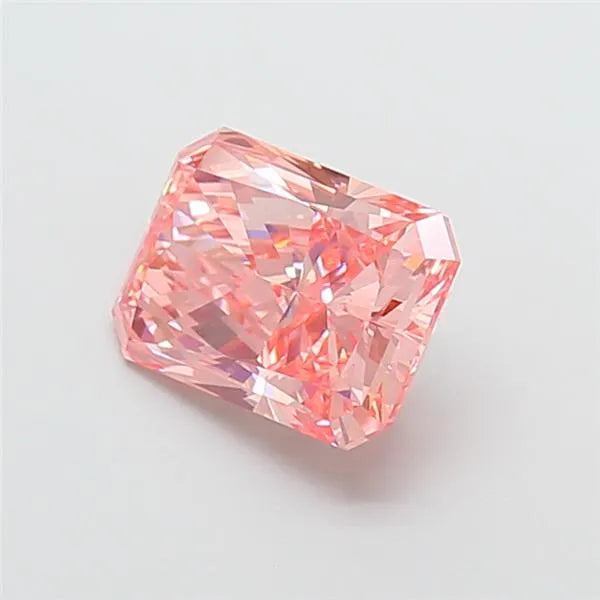 3.04ct Radiant Lab Grown Diamond (Colour Fancy Vivid Pink, Clarity VS1, IGI Certified)