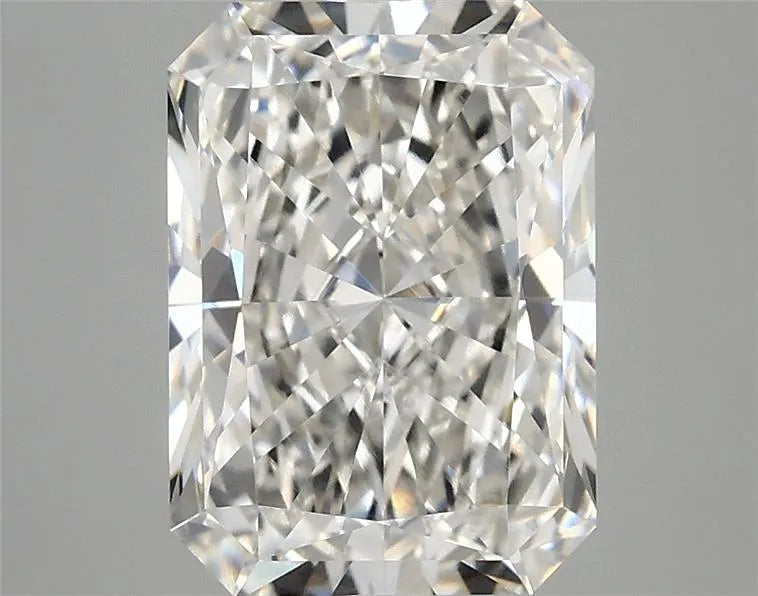 3.04ct Radiant Lab Grown Diamond (Colour G, Clarity VS1, IGI Certified)