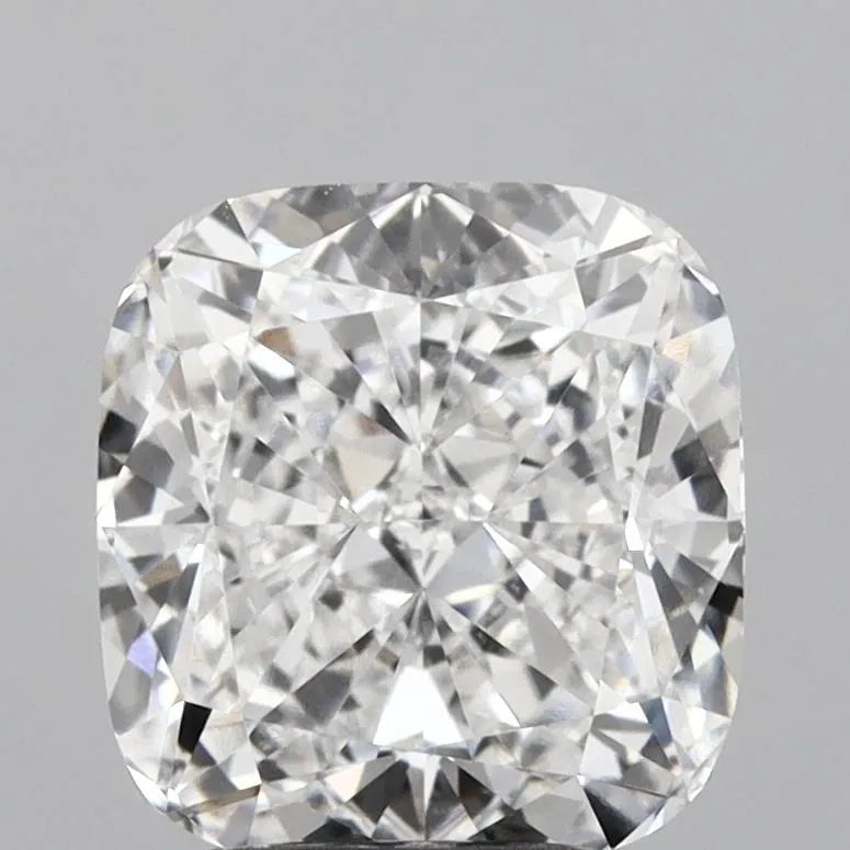 3.05ct Cushion modified Lab Grown Diamond (Colour E, Clarity VVS2, IGI Certified)