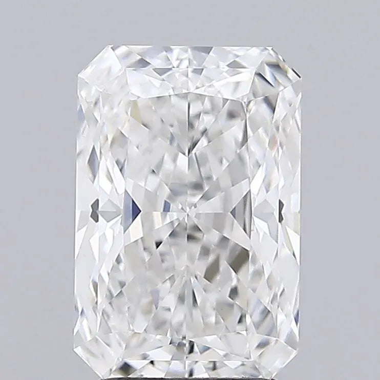 3.05ct Radiant Lab Grown Diamond (Colour E, Clarity VS2, IGI Certified)