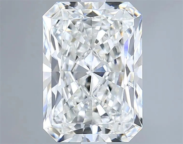 3.05ct Radiant Lab Grown Diamond (Colour F, Clarity VVS2, IGI Certified)