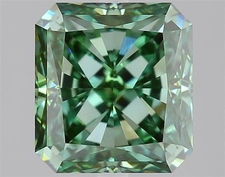 3.05ct Radiant Lab Grown Diamond (Colour Fancy Vivid Green, Clarity VS1, IGI Certified)