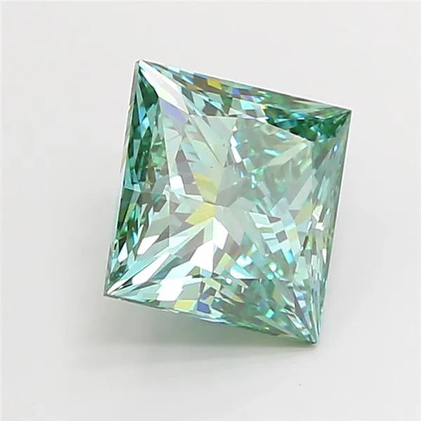 3.06ct Princess Lab Grown Diamond (Colour Fancy Vivid Green, Clarity VS2, IGI Certified)