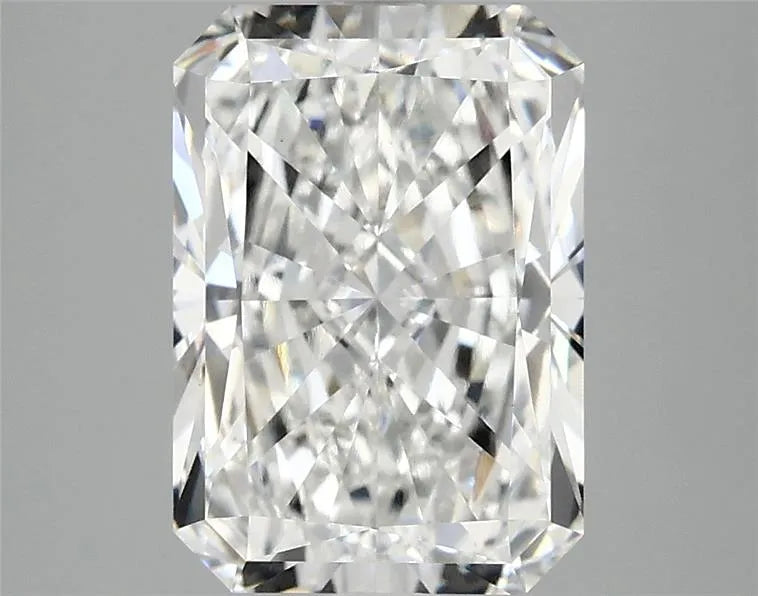 3.06ct Radiant Lab Grown Diamond (Colour F, Clarity VS1, IGI Certified)