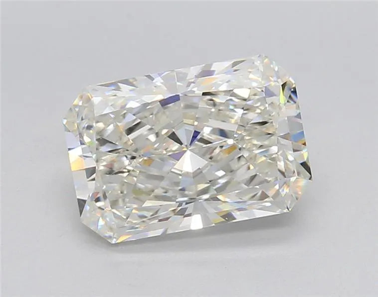 3.06ct Radiant Lab Grown Diamond (Colour G, Clarity VVS1, IGI Certified)