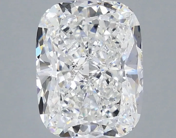 3.07ct Cushion modified Lab Grown Diamond (Colour E, Clarity VS2, IGI Certified)