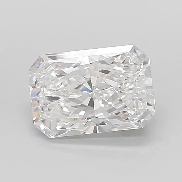 3.07ct Radiant Lab Grown Diamond (Colour D, Clarity VS1, IGI Certified)