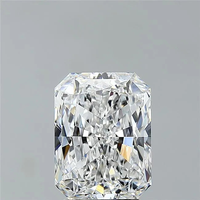 3.07ct Radiant Lab Grown Diamond (Colour D, Clarity VVS1, IGI Certified)