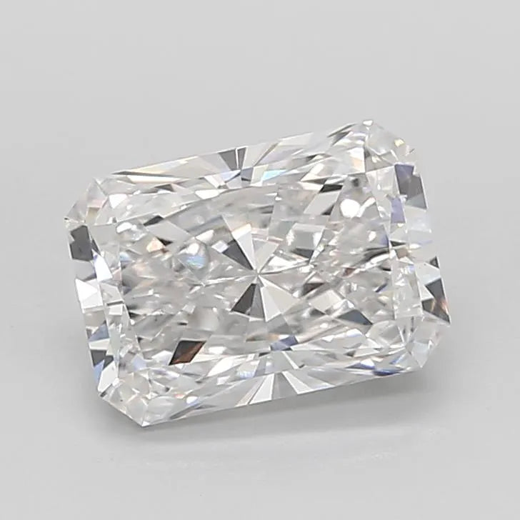 3.07ct Radiant Lab Grown Diamond (Colour E, Clarity VS1, IGI Certified)