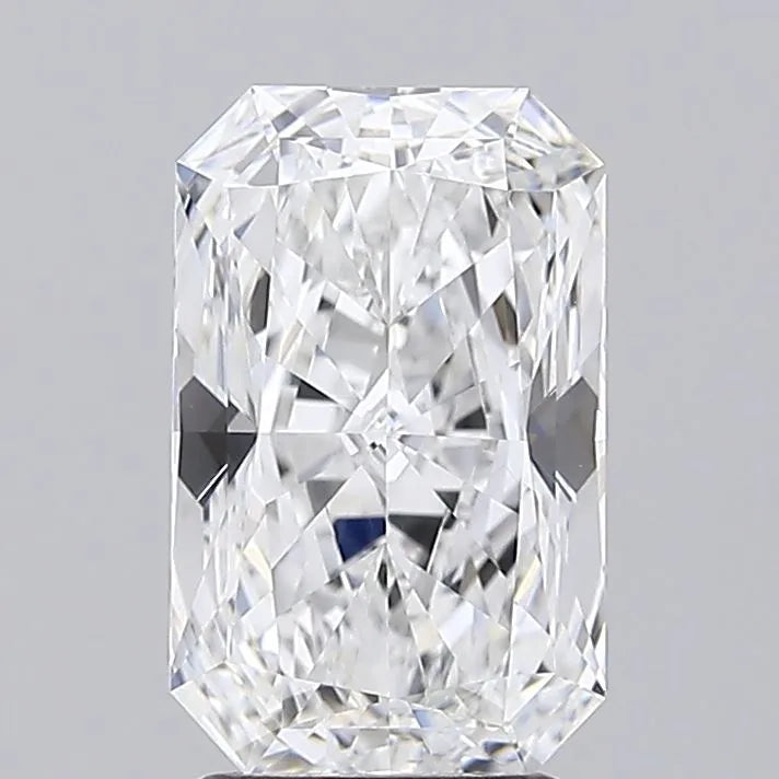 3.07ct Radiant Lab Grown Diamond (Colour E, Clarity VS1, IGI Certified)