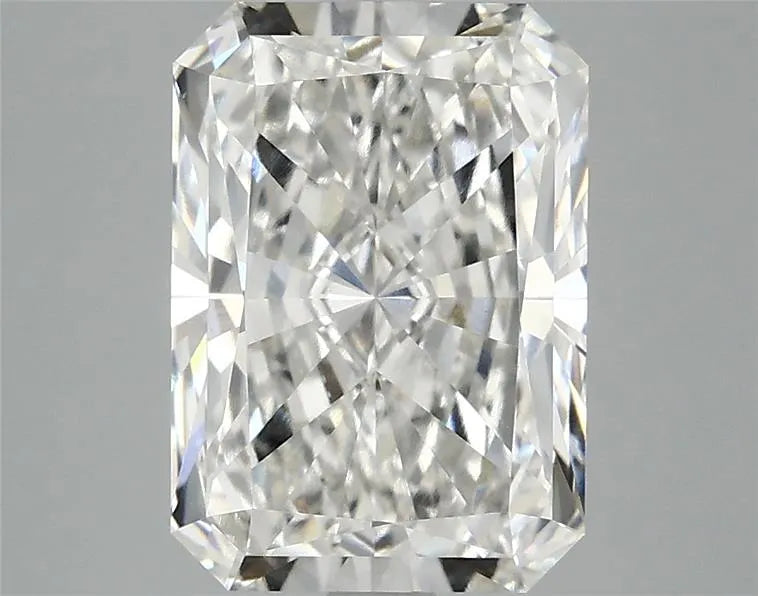 3.07ct Radiant Lab Grown Diamond (Colour G, Clarity VS1, IGI Certified)