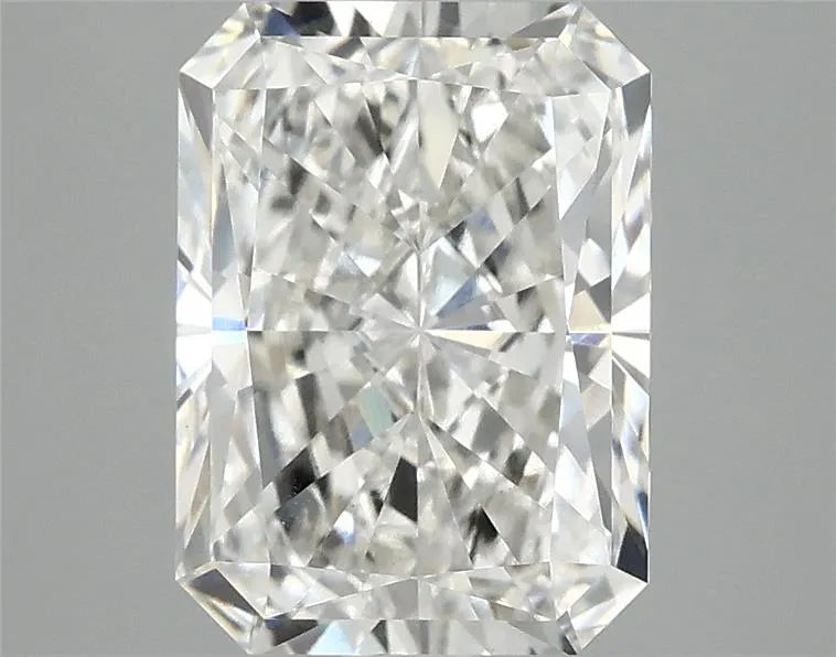 3.07ct Radiant Lab Grown Diamond (Colour G, Clarity VS1, IGI Certified)