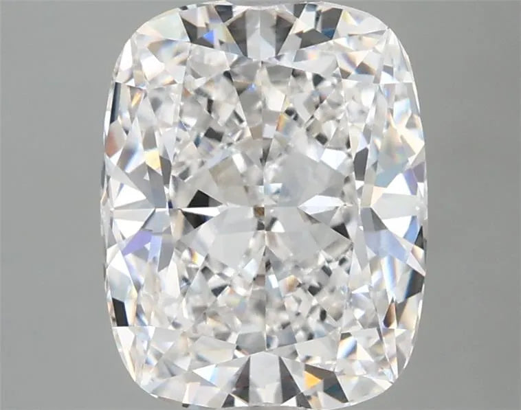 3.08ct Cushion modified Lab Grown Diamond (Colour E, Clarity VVS1, IGI Certified)