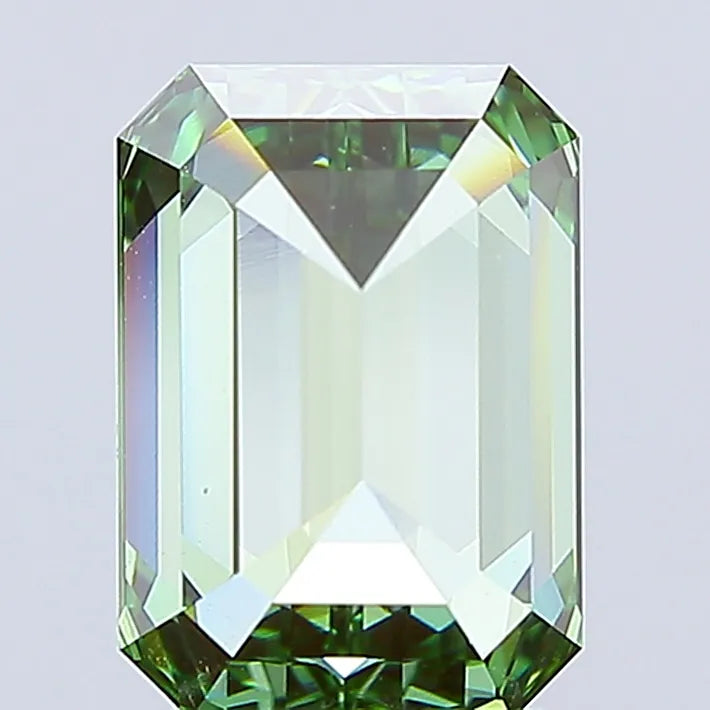 3.08ct Emerald Lab Grown Diamond (Colour Fancy Vivid Green, Clarity VS1, IGI Certified)
