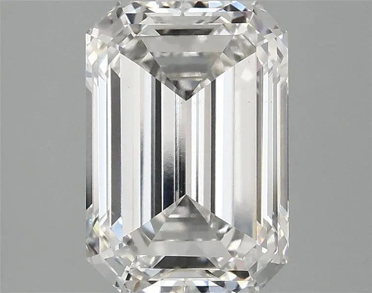 3.08ct Emerald Lab Grown Diamond (Colour G, Clarity VS1, IGI Certified)