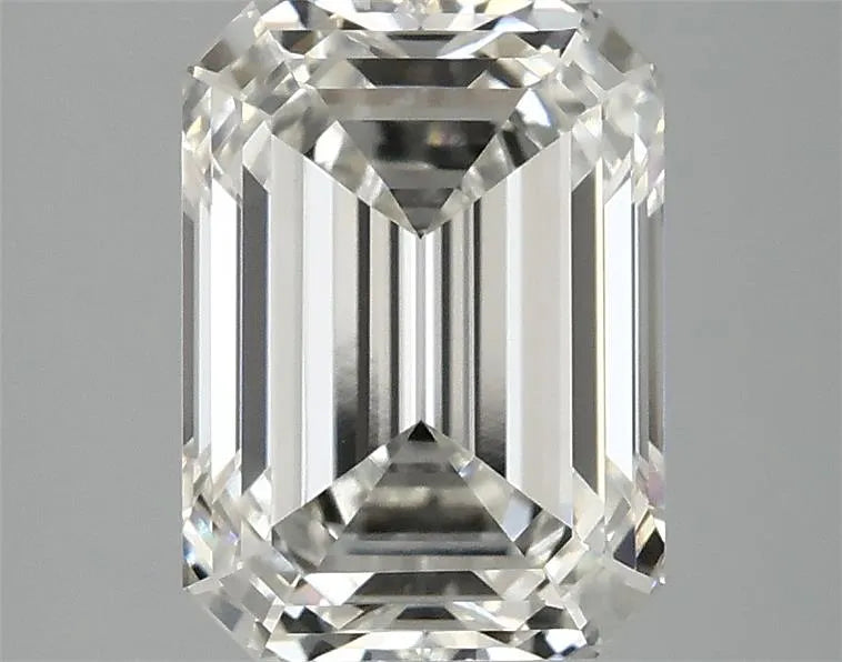 3.08ct Emerald Lab Grown Diamond (Colour G, Clarity VVS2, IGI Certified)