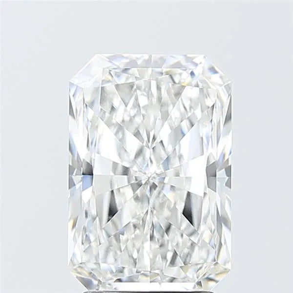3.08ct Radiant Lab Grown Diamond (Colour E, Clarity VVS2, IGI Certified)