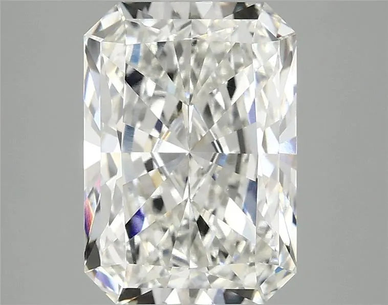 3.08ct Radiant Lab Grown Diamond (Colour G, Clarity VS1, IGI Certified)