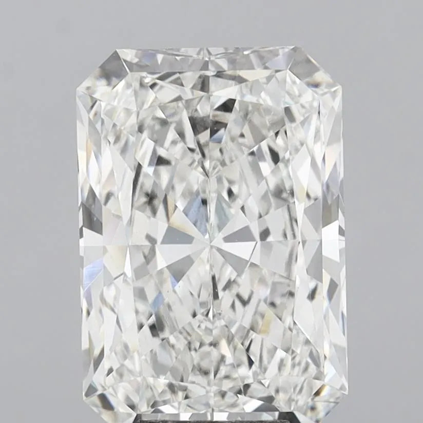 3.08ct Radiant Lab Grown Diamond (Colour G, Clarity VVS1, IGI Certified)