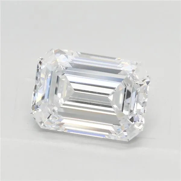 3.09ct Emerald Lab Grown Diamond (Colour D, Clarity VVS1, IGI Certified)