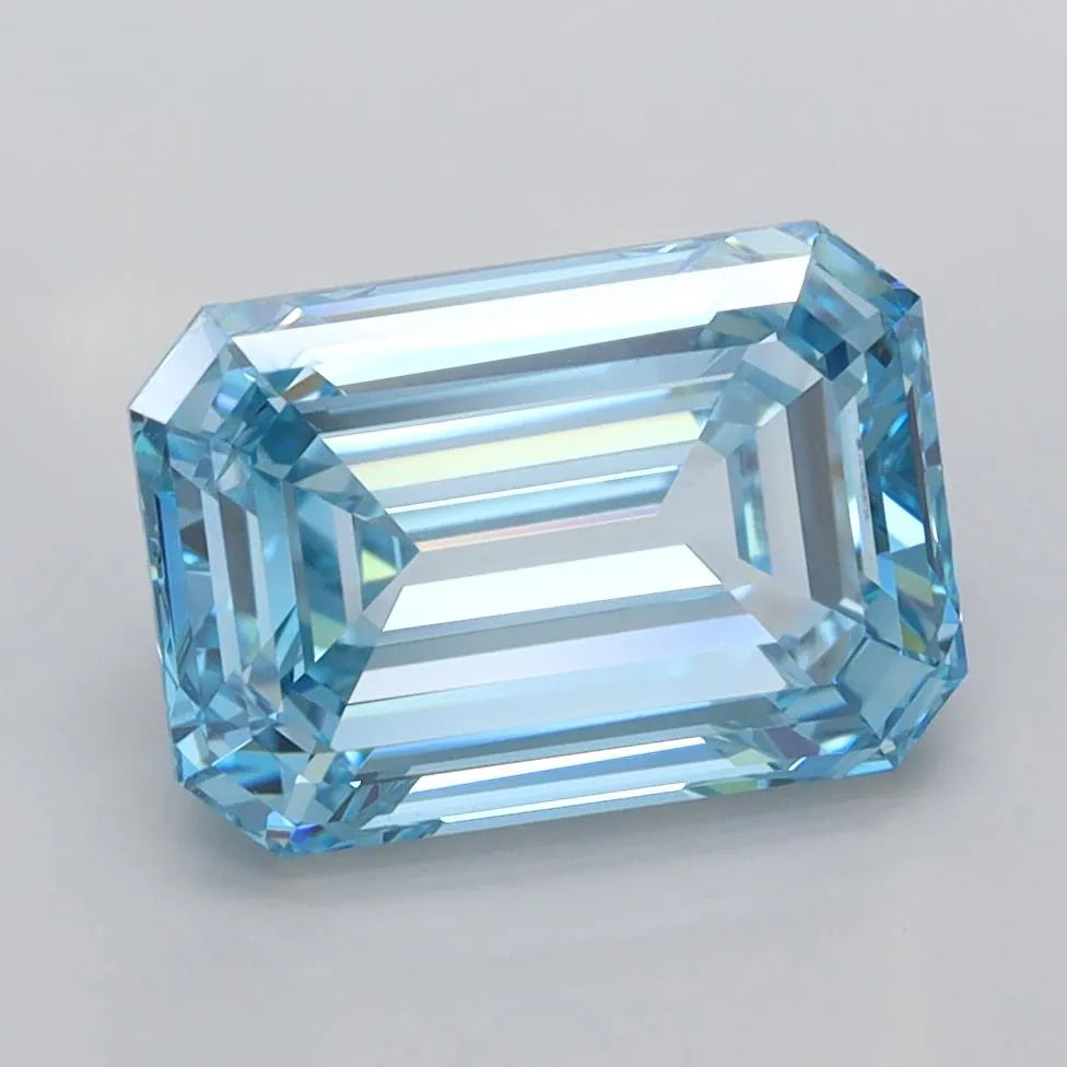 3.09ct Emerald Lab Grown Diamond (Colour Fancy Vivid Blue, Clarity VVS1, IGI Certified)